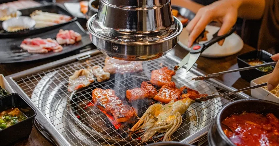 Ultimate Guide to Must-Try Foods in Los Angeles: Iconic Eats & Hidden Gems